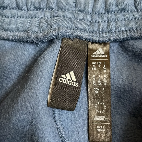 Adidas Men’s sweat pant - Picture 4 of 5